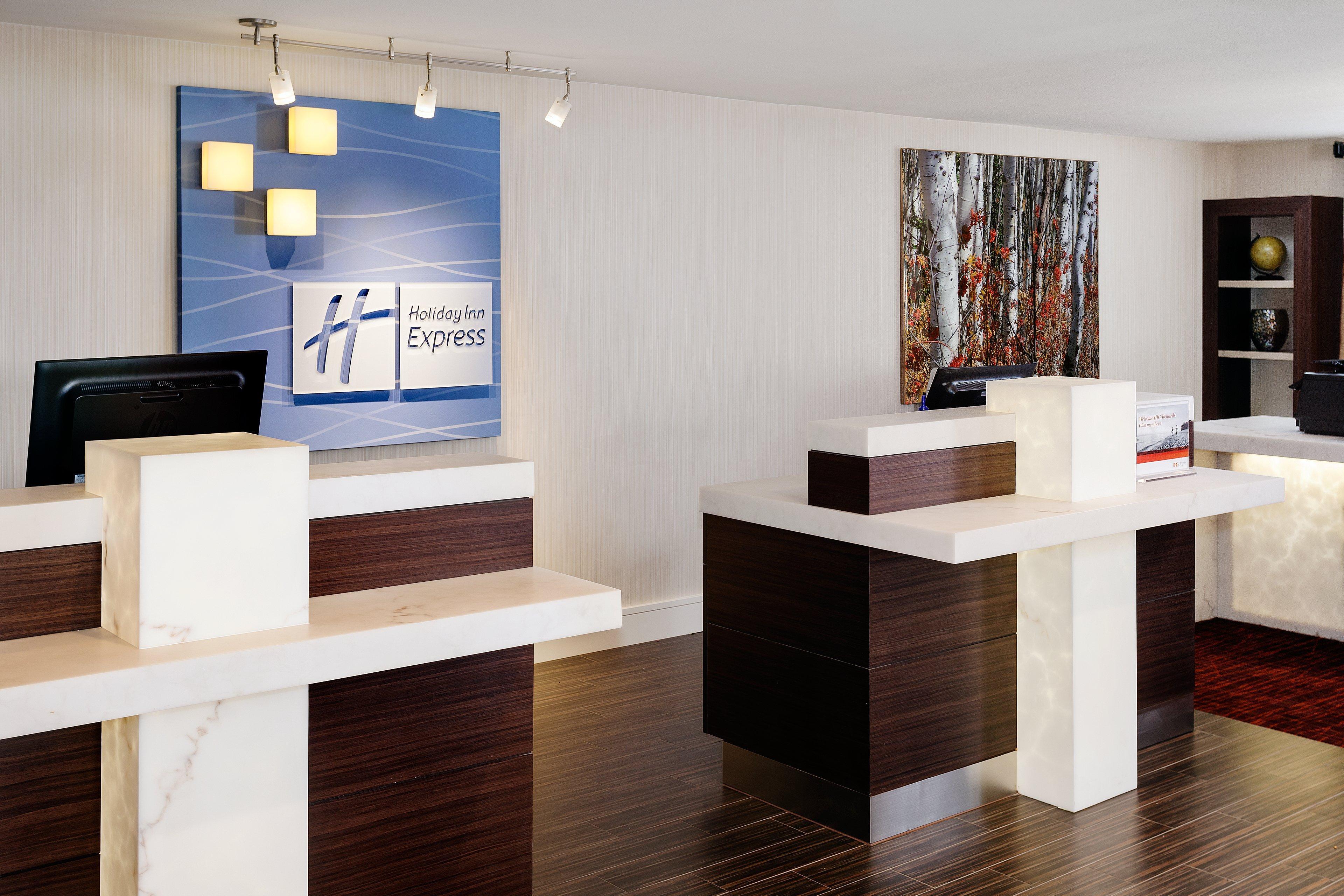 Holiday Inn Express Simi Valley By Ihg Exterior foto